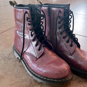 🪩💖Dr. Martens unisex boots size US 7 (UK 5, EU 38) pink crinkle glitter🪩💖